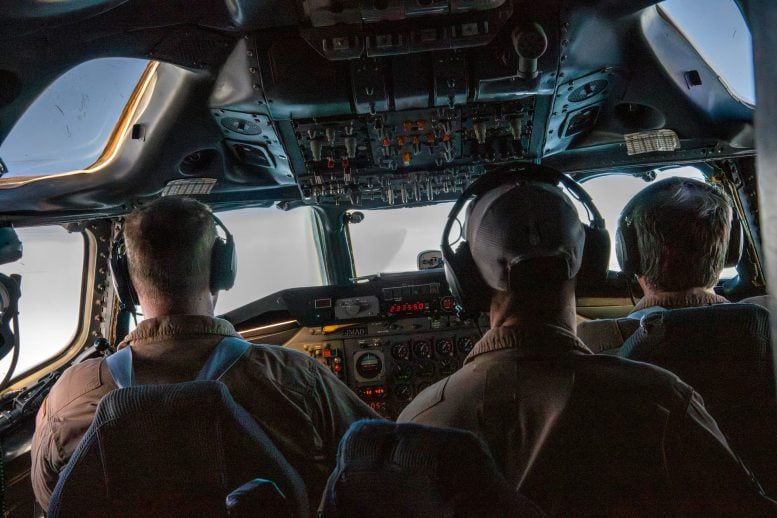 DC-8 Flight Deck